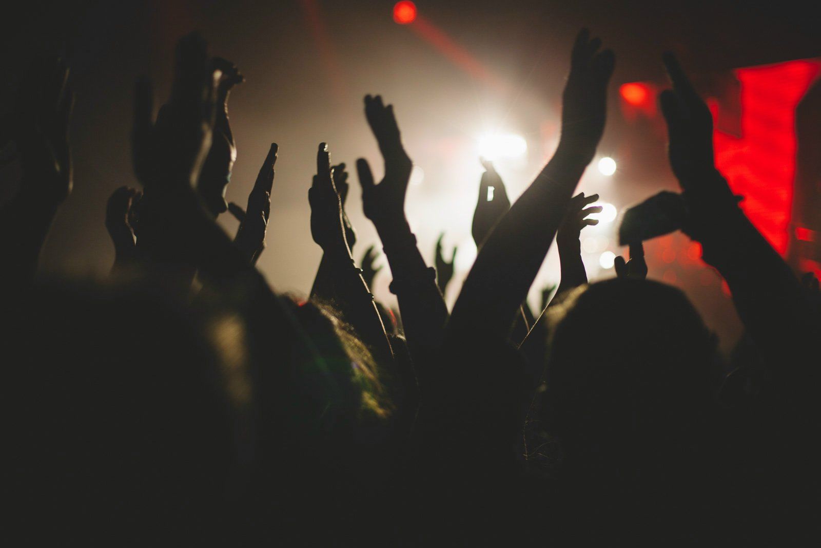 Os melhores pacotes de canais disponíveis no servidor CCcam 16